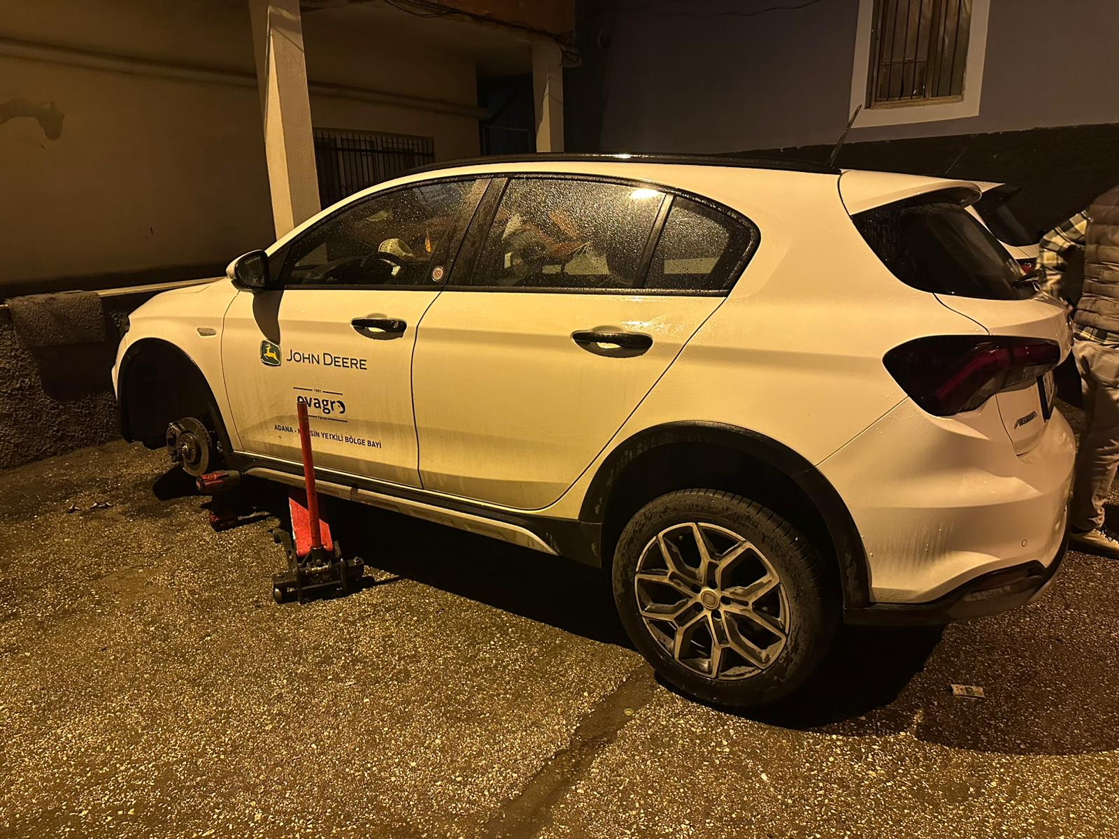 Adana sibop değişimi ve hava kaçağı tespiti mobil lastikçi hizmet görseli
